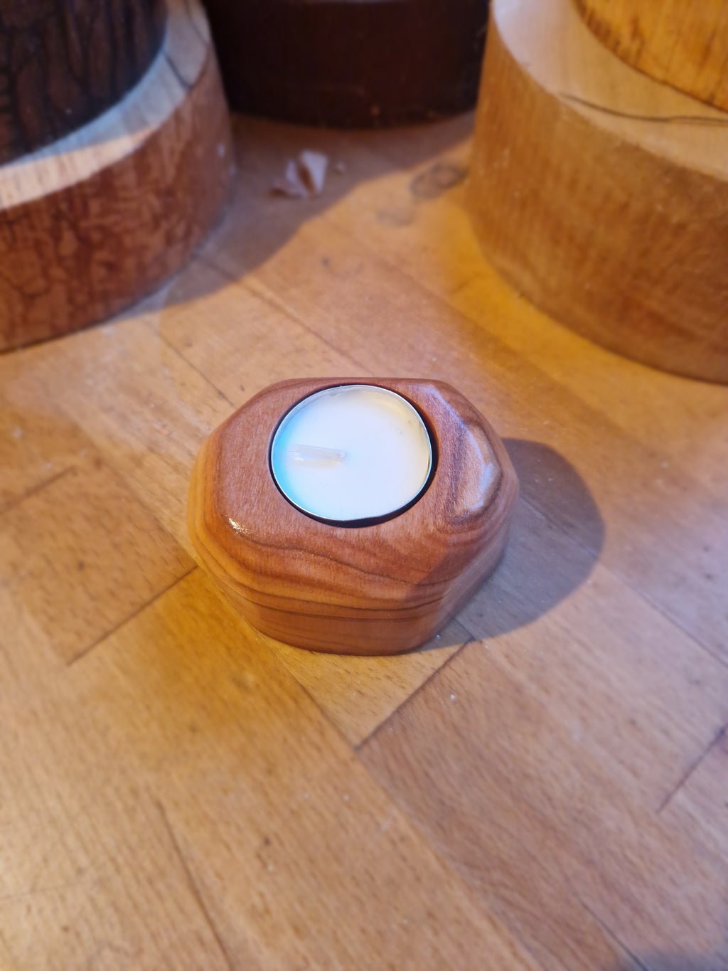 Elm Tealight Holder