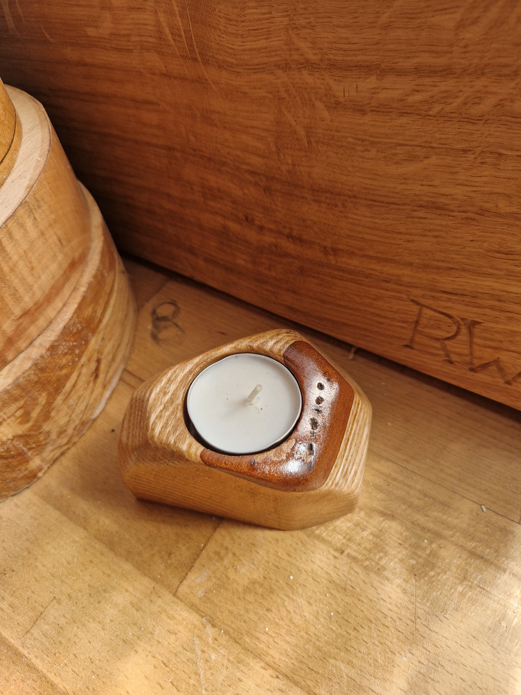 Ash Tealight Holder