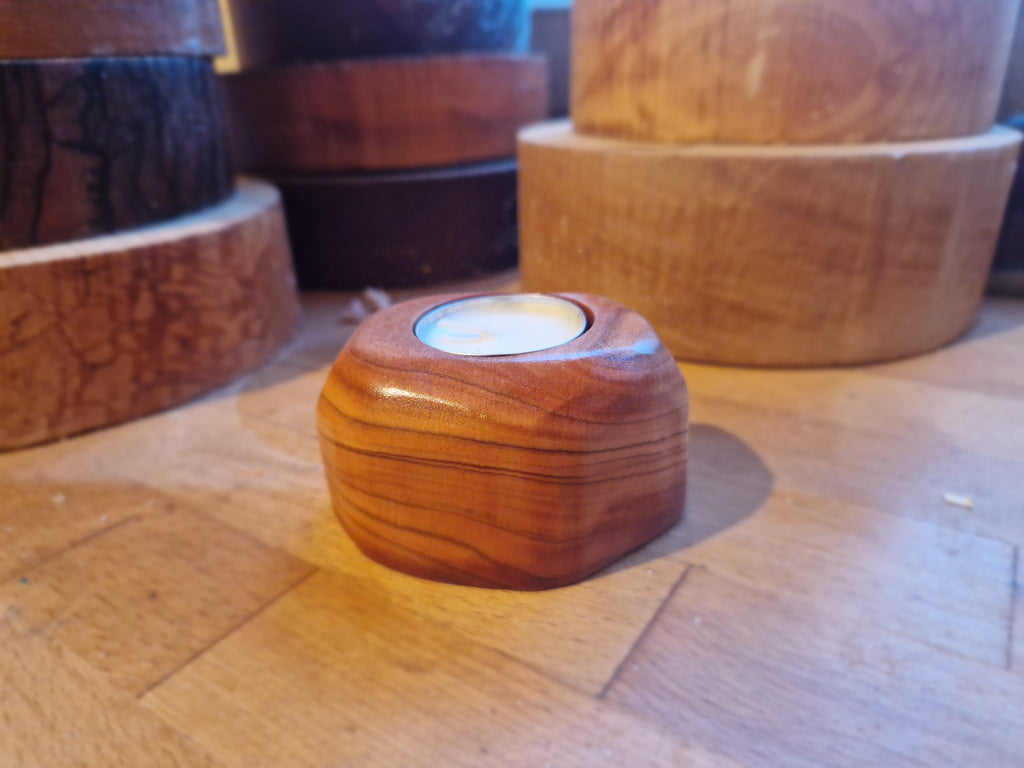 Elm Tealight Holder