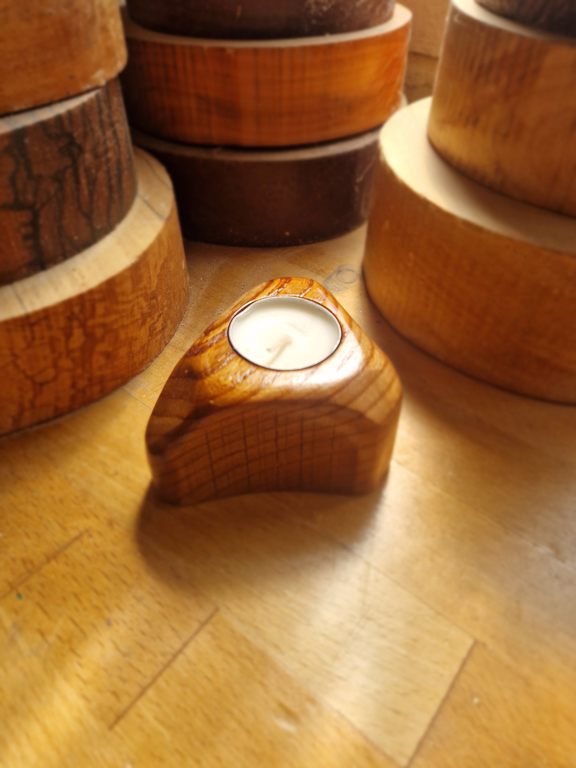 Elm Tealight Holder